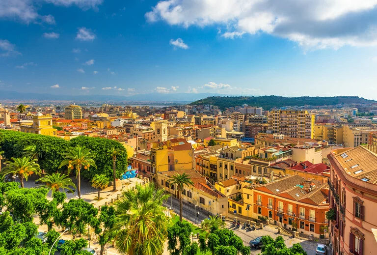 Cagliari, Sardinien, Italien Altstadt Stadtlandschaft.