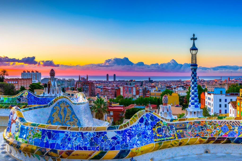 Parc Guell mit Panoramablick aufs Meer