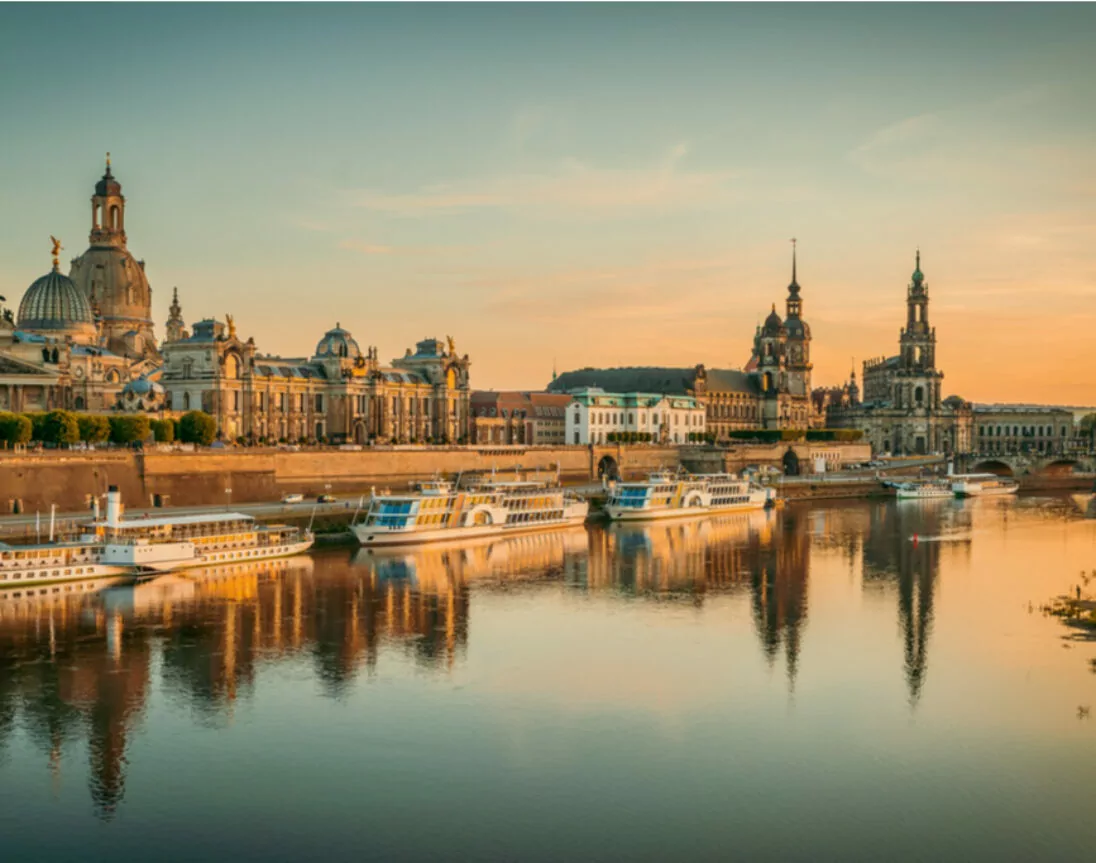 Altstadt von Dresden bei Sonnenuntergang