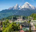 Ausblick über Berchtesgaben auf den Watzmann