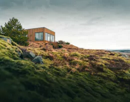 Tiny House auf einem Berg