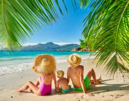 Familie am Strand