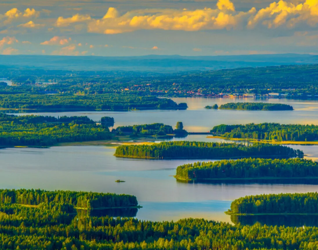 Siljansee in Schweden mit zahlreichen Inseln