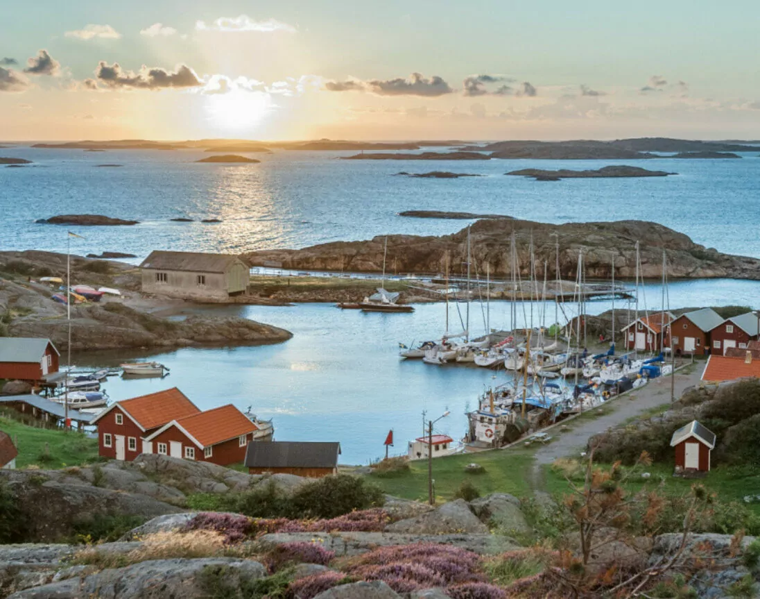 Fischereihafen der schwedischen Schäreninsel Ramsö