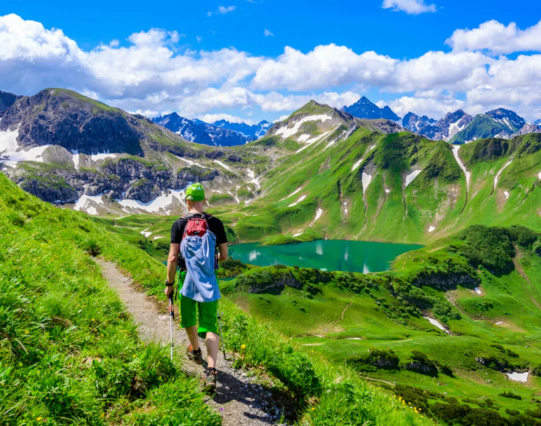 Wanderweg zum Schecksee im Allgäu