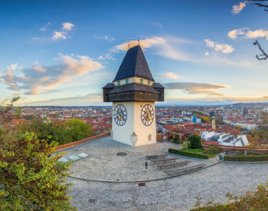 Panoramablick auf die historische Stadt Graz, Österreich