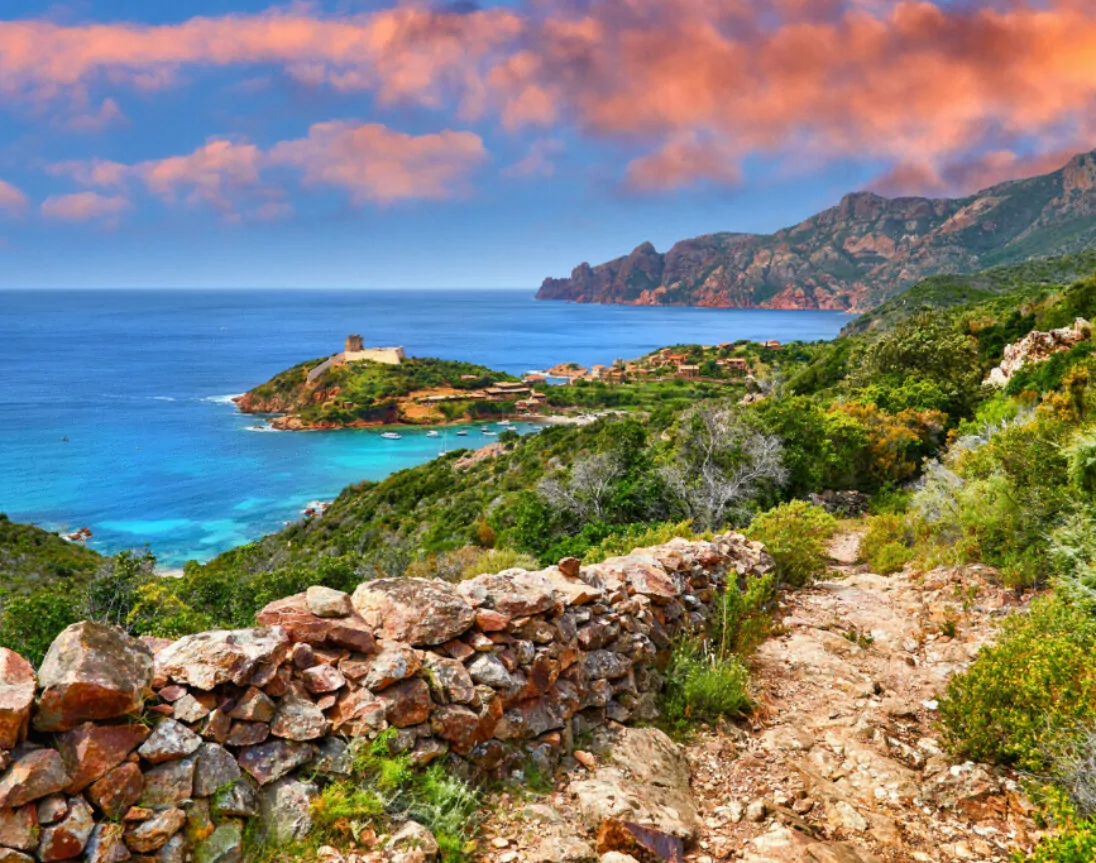 Panorama der Bucht von Girolata auf Korsika